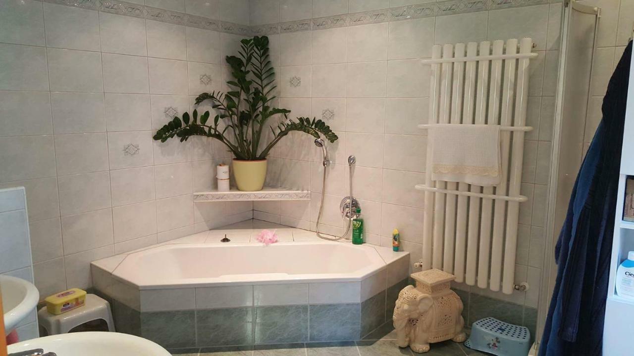 Privatzimmer Dimitrova อุลริสแบร์ก ภายนอก รูปภาพ