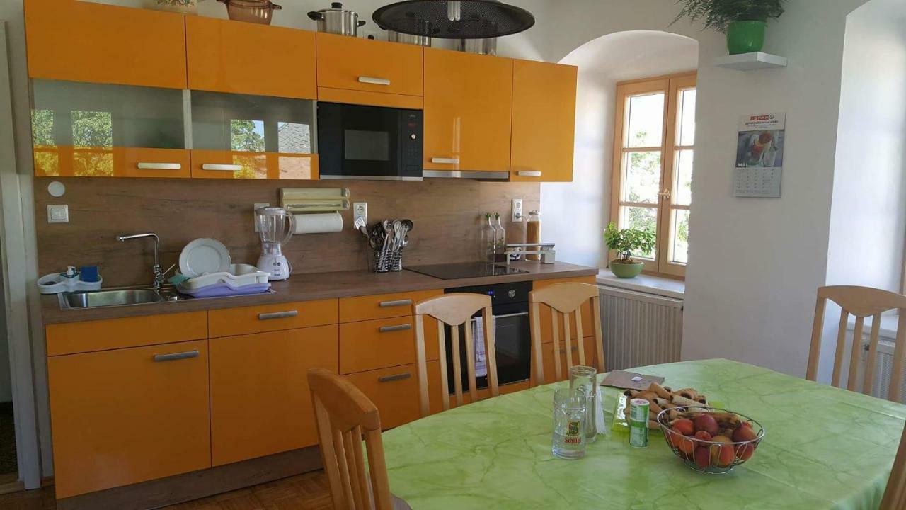 Privatzimmer Dimitrova อุลริสแบร์ก ภายนอก รูปภาพ